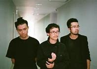 Cá Hồi Hoang Phòng Trống Lyrics